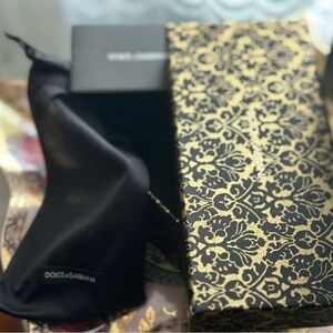 Dolce gabbana sunglasses